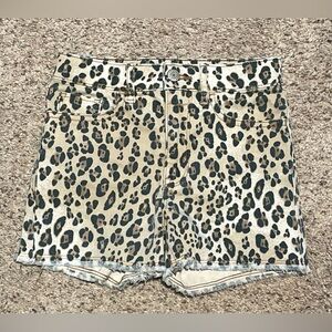 Gap | Girls Shortie High Rise Denim Cheetah Shorts | Size 10 Slim